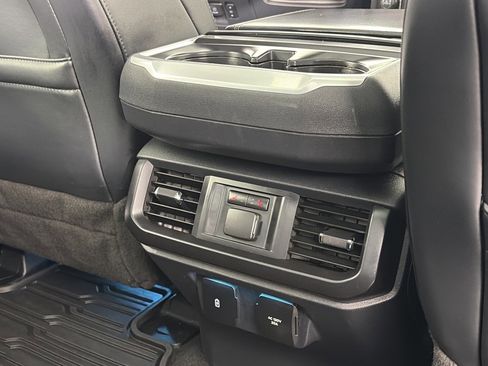 Used 2022 Ford F150 Raptor w/ Equipment Group 801A High image 32