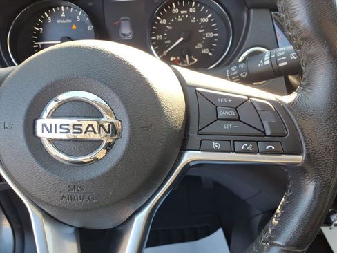 Used 2018 Nissan Rogue Sport SV w/ SV All-Weather Package image 23