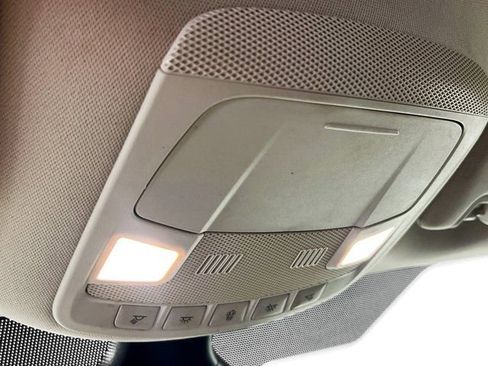 Used 2022 Ford Edge SE AWD/4WD image 18