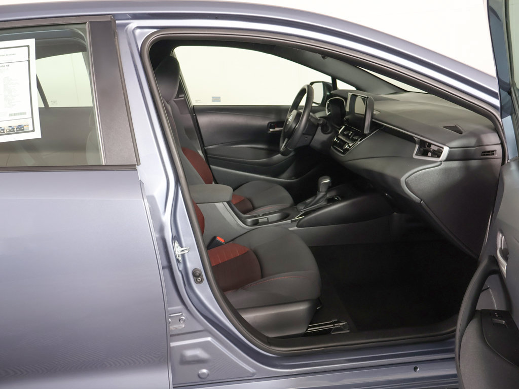 Used 2026 Toyota Corolla SE FWD image 28