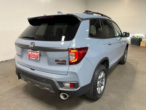 Used 2023 Honda Passport TrailSport image 3