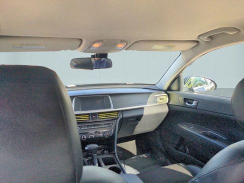 Used 2020 Kia Optima S image 26