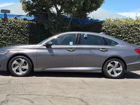 Certified 2018 Honda Accord EX image 8