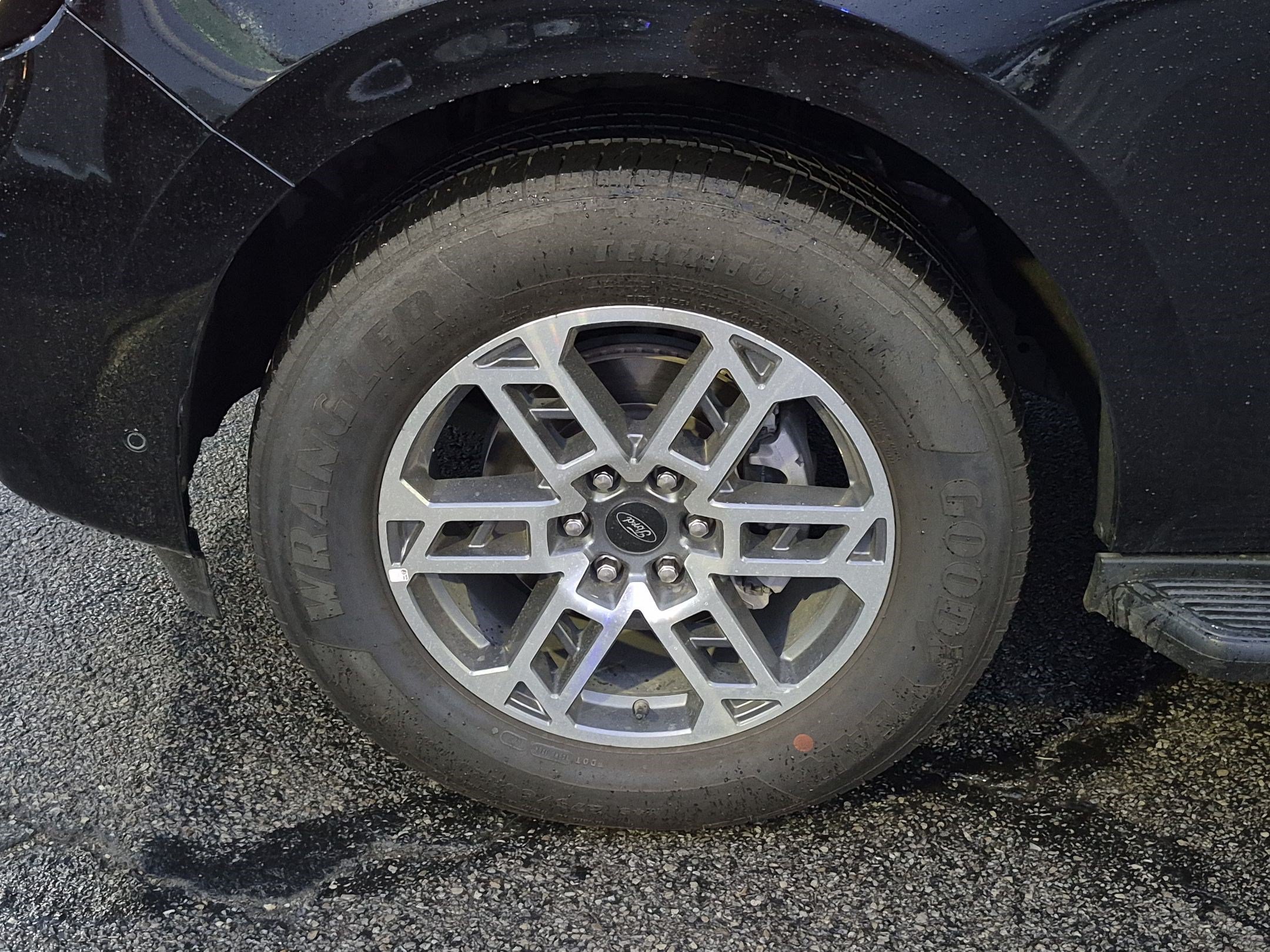 Certified 2025 Ford Expedition Max Active AWD/4WD image 14