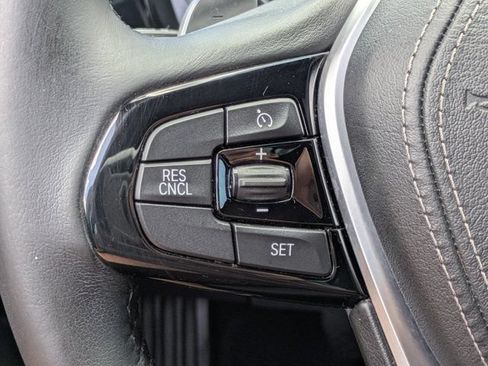 Used 2017 BMW 530i RWD image 22