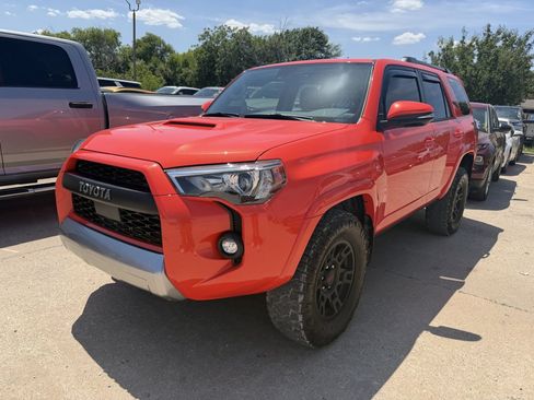 Used 2024 Toyota 4Runner TRD Off-Road Premium w/ Moonroof Package AWD/4WD image 1