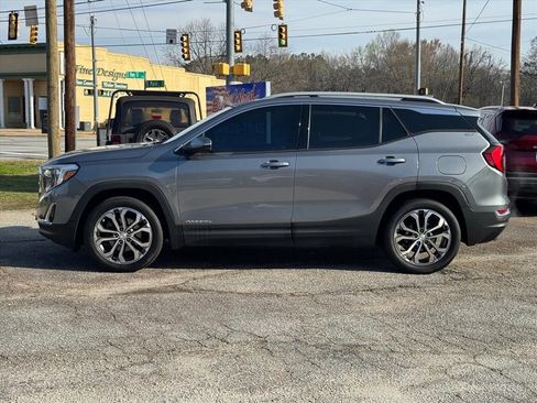 Used 2020 GMC Terrain SLT w/ Preferred Package image 6