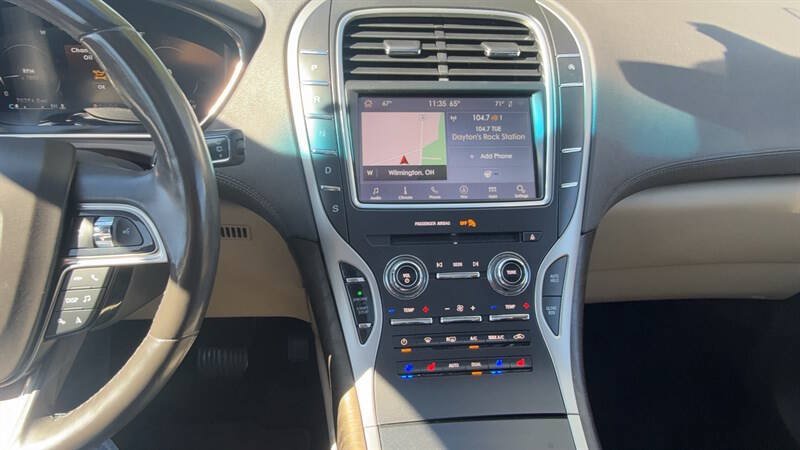 Used 2020 Lincoln Nautilus Reserve AWD/4WD image 25