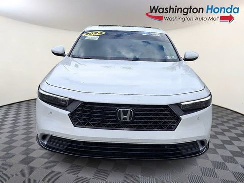 Used 2024 Honda Accord Touring image 2