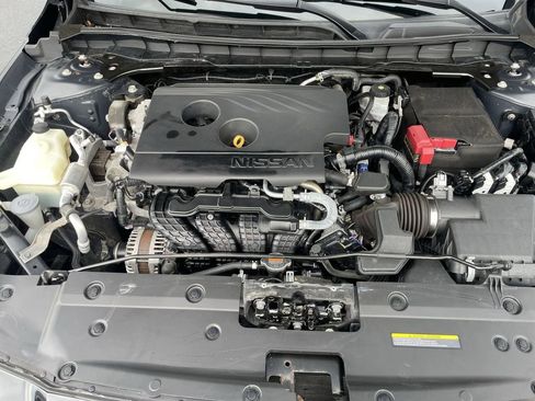 Used 2019 Nissan Altima 2.5 Platinum FWD image 16