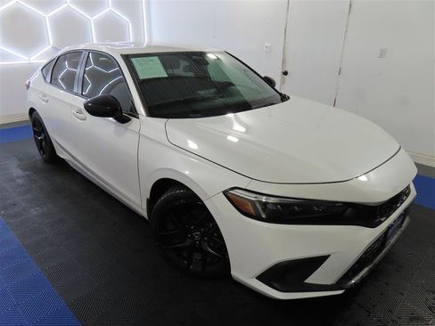 Used 2022 Honda Civic Sport image 5