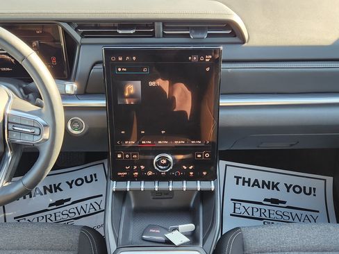 Used 2025 GMC Terrain Elevation image 18