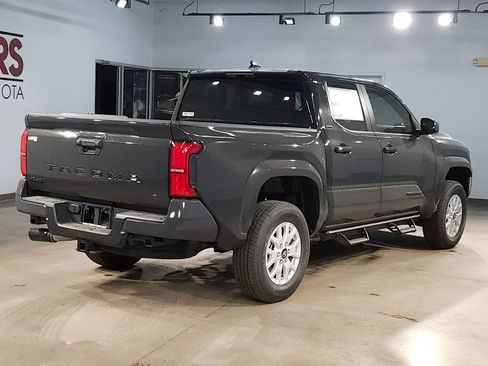 New 2026 Toyota Tacoma SR5 AWD/4WD image 7