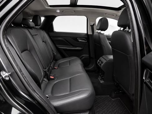Used 2020 Jaguar F-PACE Premium AWD/4WD image 15