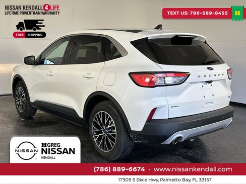 Used 2022 Ford Escape SEL image 8