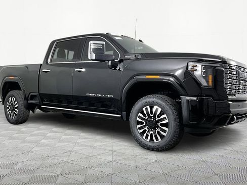 New 2026 GMC Sierra 2500 Denali Ultimate w/ Max Trailering Package AWD/4WD image 3