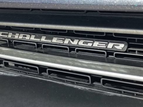 Used 2016 Dodge Challenger SXT Plus RWD image 12