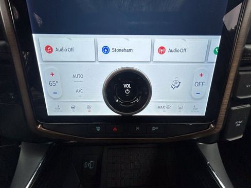 Used 2023 Ford F150 Lightning Lariat w/ Equipment Group 511A High image 18