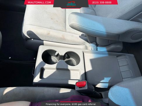 Used 2010 Honda CR-V LX image 16