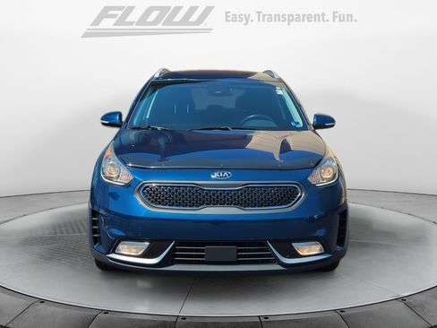Used 2019 Kia Niro EX FWD image 3