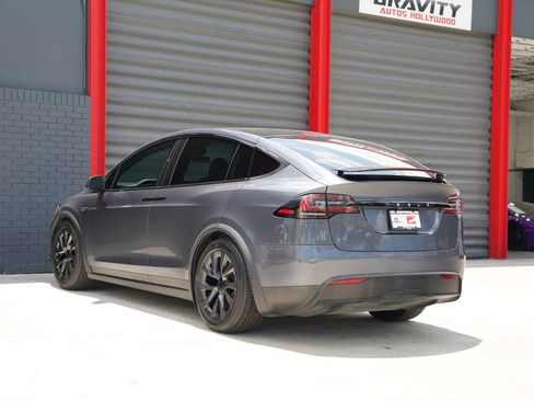Used 2023 Tesla Model X AWD/4WD image 12