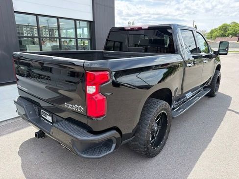 Used 2020 Chevrolet Silverado 1500 High Country w/ Technology Package AWD/4WD image 8