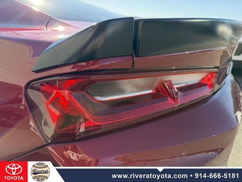 Used 2017 Chevrolet Camaro SS image 10