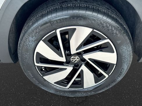 Used 2024 Volkswagen Atlas SE FWD image 20
