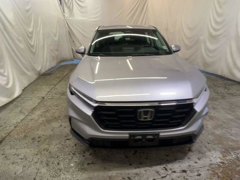 Used 2024 Honda CR-V LX image 3