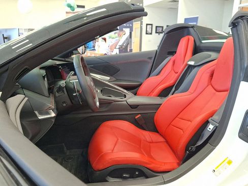 Used 2025 Chevrolet Corvette Z06 image 10