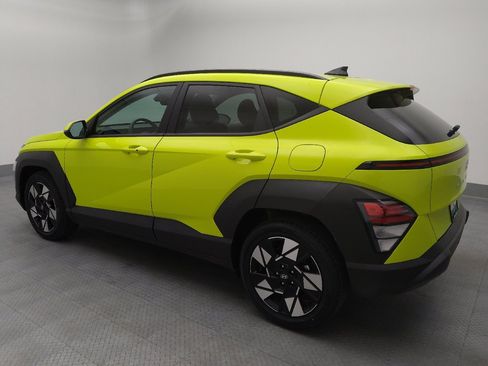 Used 2024 Hyundai Kona SEL FWD image 3