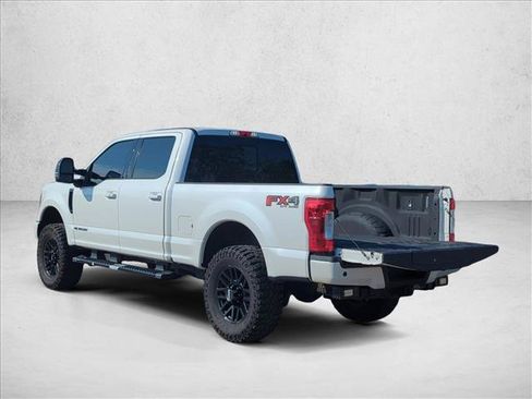 Used 2019 Ford F250 Lariat w/ Lariat Ultimate Package AWD/4WD image 7