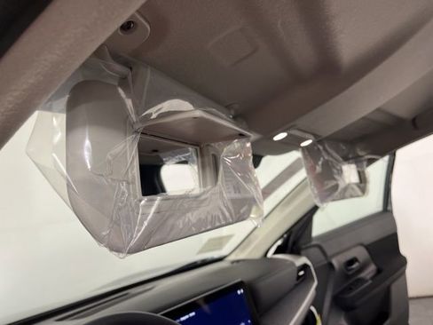 New 2026 Nissan Kicks S image 32