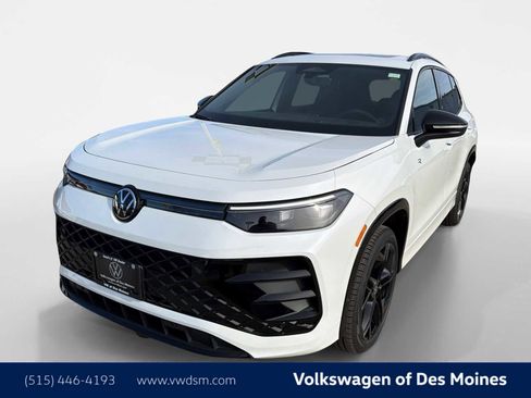 New 2026 Volkswagen Tiguan SE R-Line AWD/4WD image 1