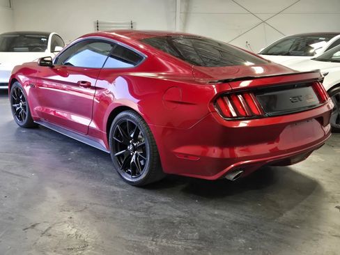Used 2017 Ford Mustang GT w/ Black Accent Package RWD image 2