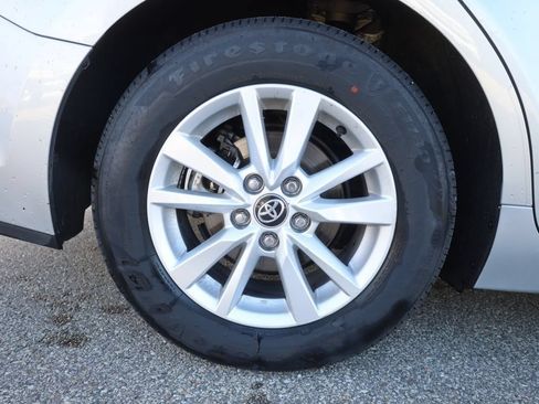 Used 2026 Toyota Camry LE FWD image 9