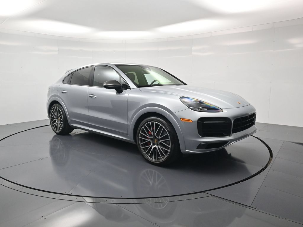 Used 2023 Porsche Cayenne GTS AWD/4WD image 52