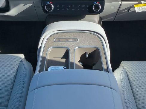 New 2026 Hyundai Palisade Limited FWD image 23
