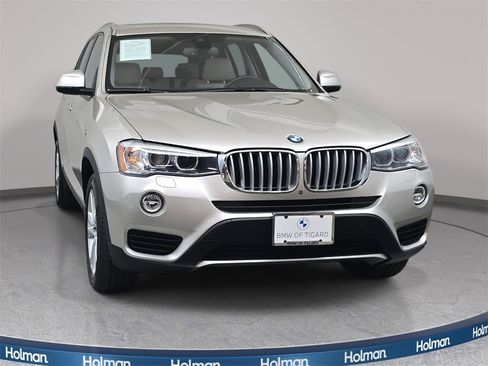 Used 2017 BMW X3 xDrive35i image 3