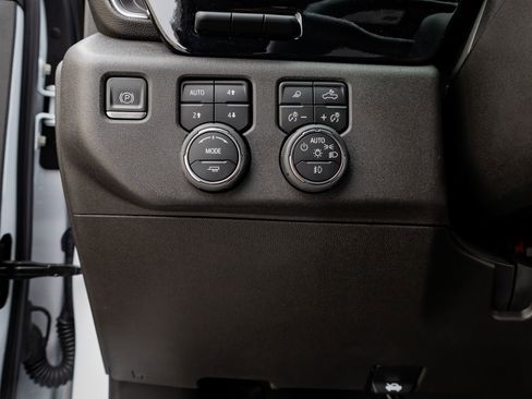 Used 2024 Chevrolet Silverado 3500 High Country w/ High Country Premium Package image 22