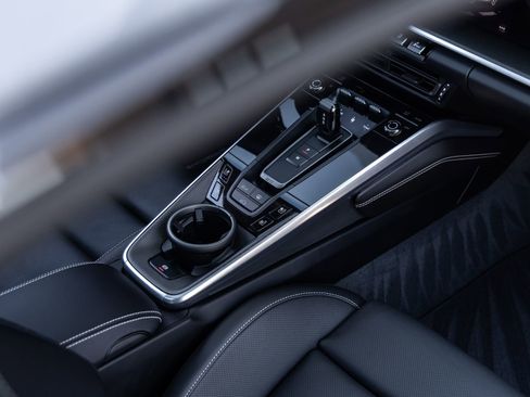 Certified 2024 Porsche 911 Turbo S image 36