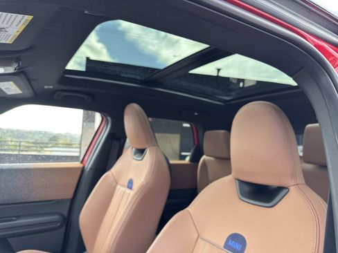 Used 2025 MINI Cooper Countryman S w/ Comfort Package Max image 16