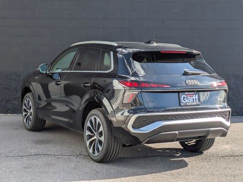 New 2026 Audi Q3 quattro 2.0T image 7