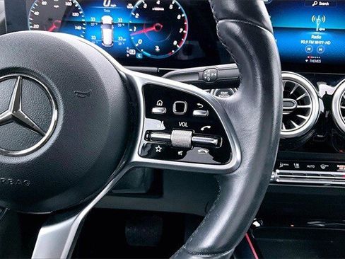 Certified 2023 Mercedes-Benz GLA 250 4MATIC image 15