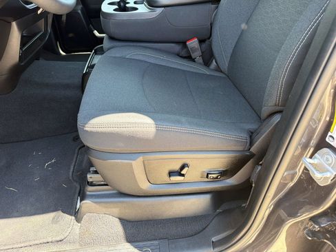 Certified 2026 RAM 2500 Big Horn AWD/4WD image 5