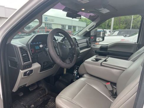 Used 2017 Ford F350 XL w/ Power Equipment Group AWD/4WD image 6