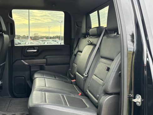 Used 2020 GMC Sierra 3500 Denali w/ Denali Ultimate Package image 9