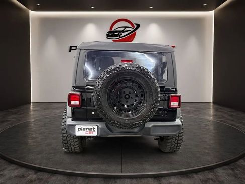 Used 2021 Jeep Wrangler Sport AWD/4WD image 4