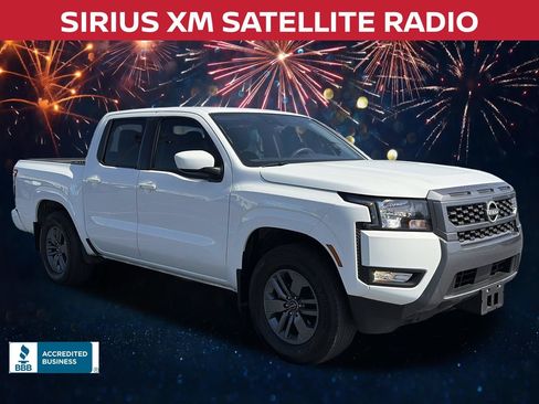 Used 2025 Nissan Frontier SV w/ SV Convenience Package RWD image 7