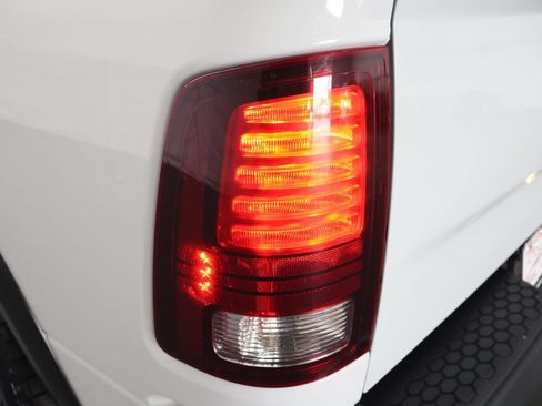 Used 2022 RAM 1500 Warlock AWD/4WD image 30